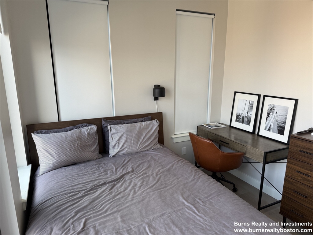 400 W Broadway, South Boston