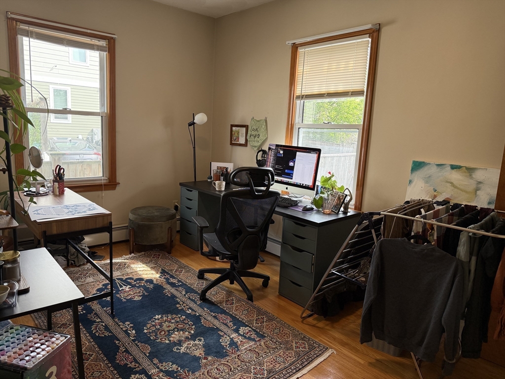 9 Rossmore St, Somerville