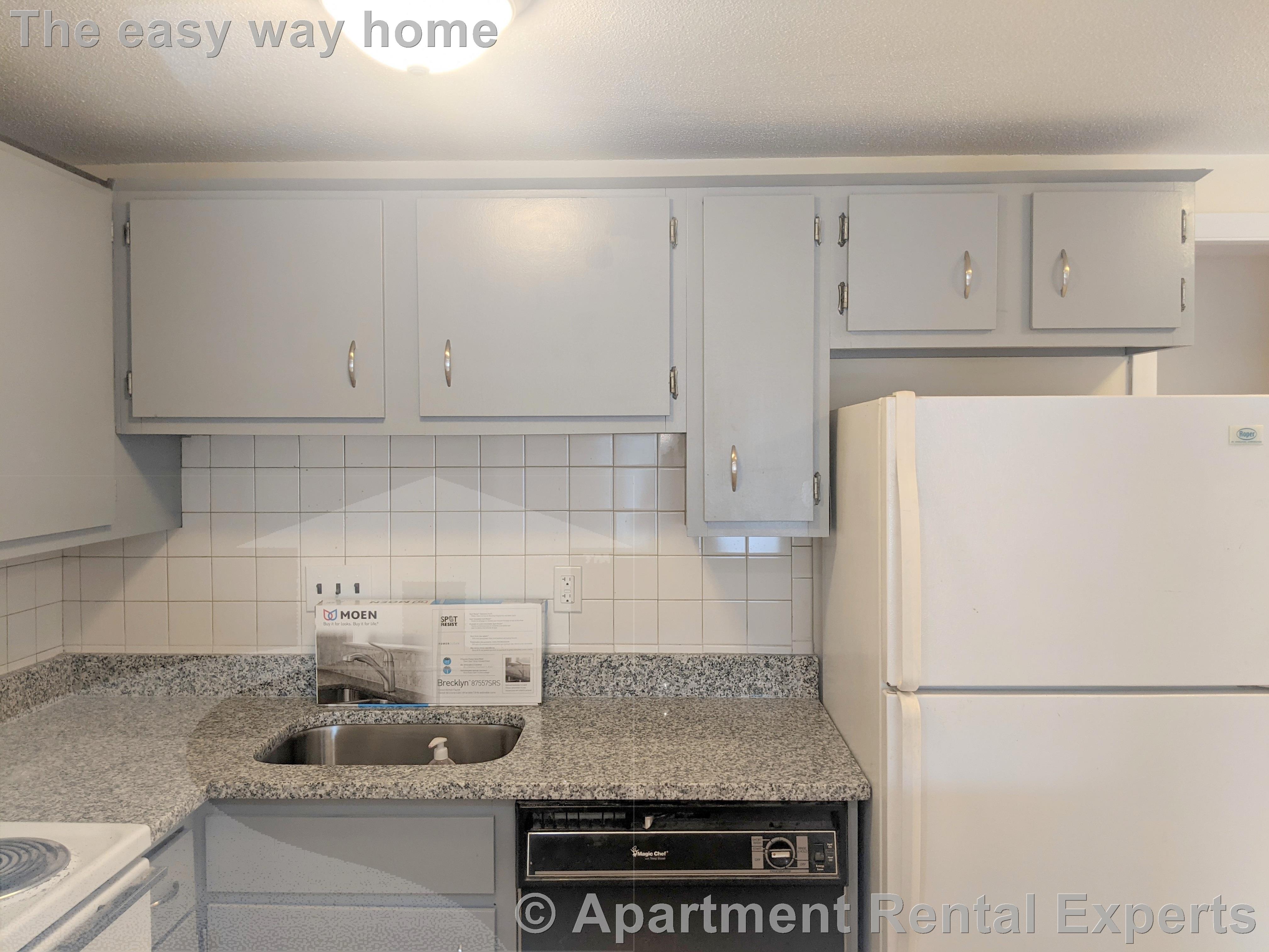 102 Alpine St, Magoun Square