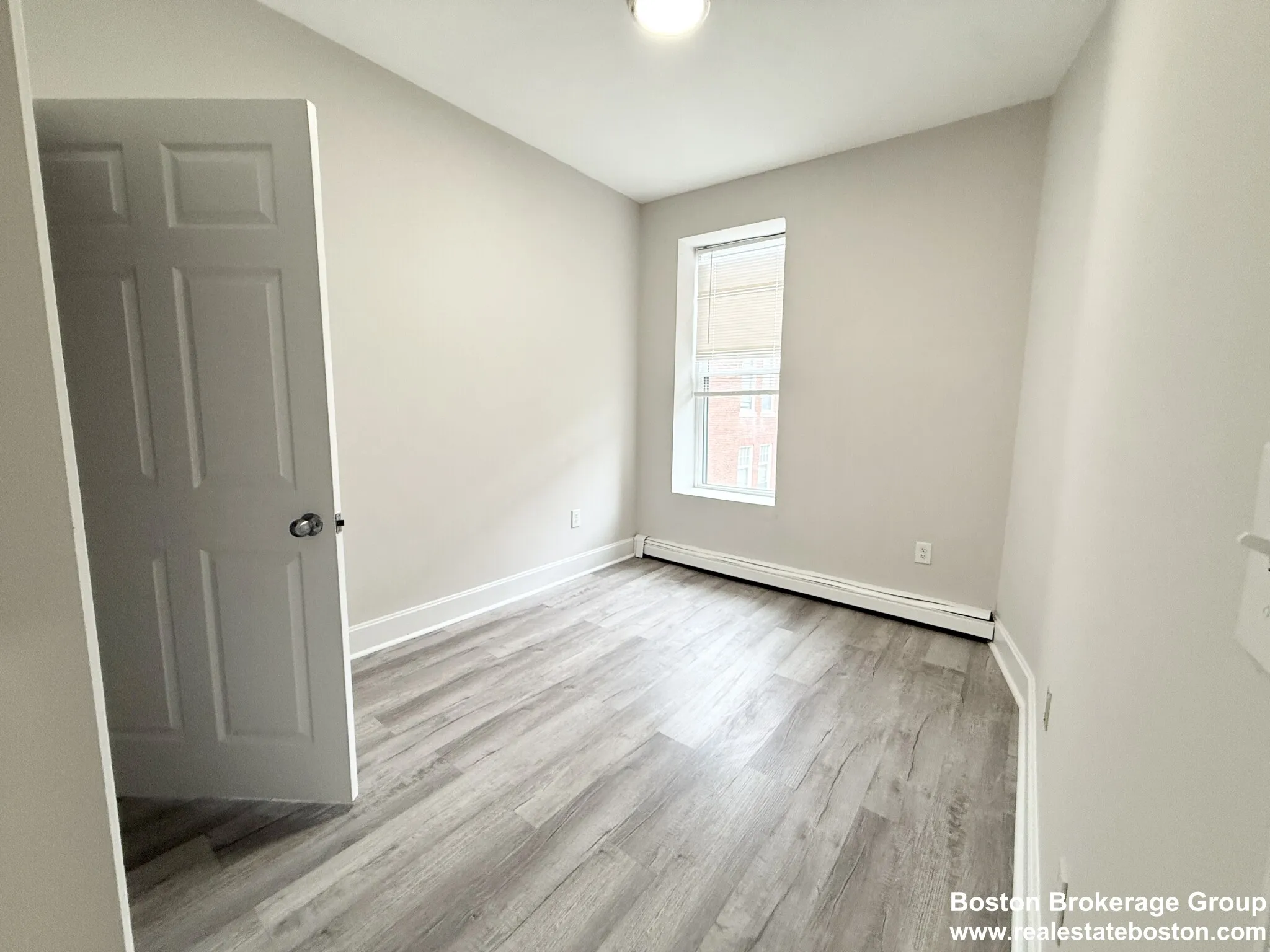 15 Ruggles St, Roxbury