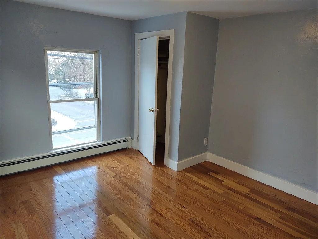 96 Pleasant St, Marlborough