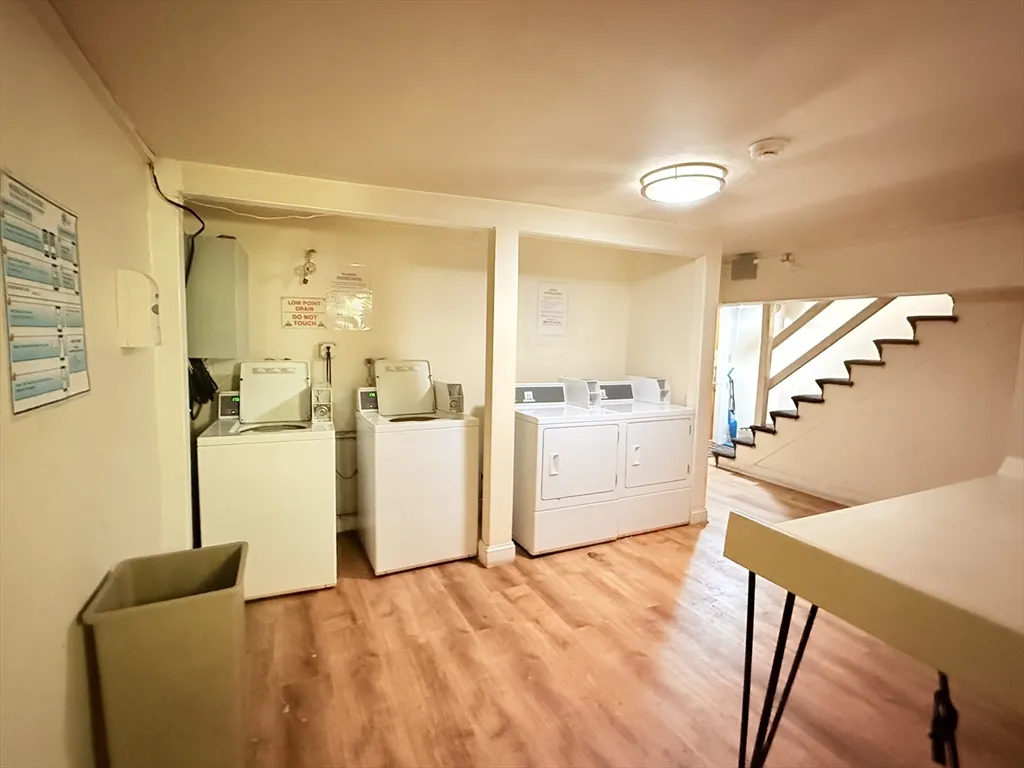 1408 Commonwealth Ave, Brighton