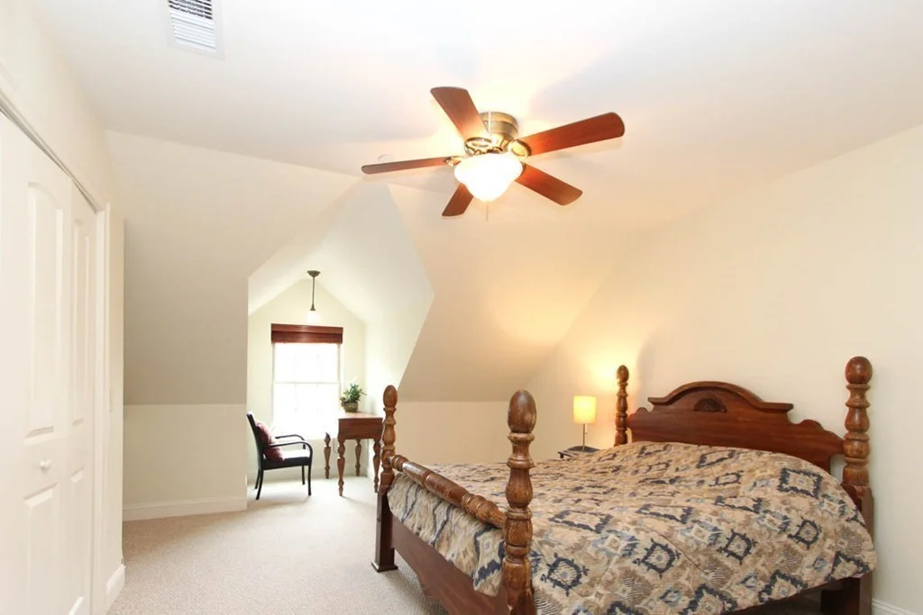 114 Merrian Ave, Leominster