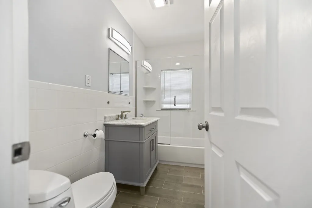 1004 South St, Roslindale