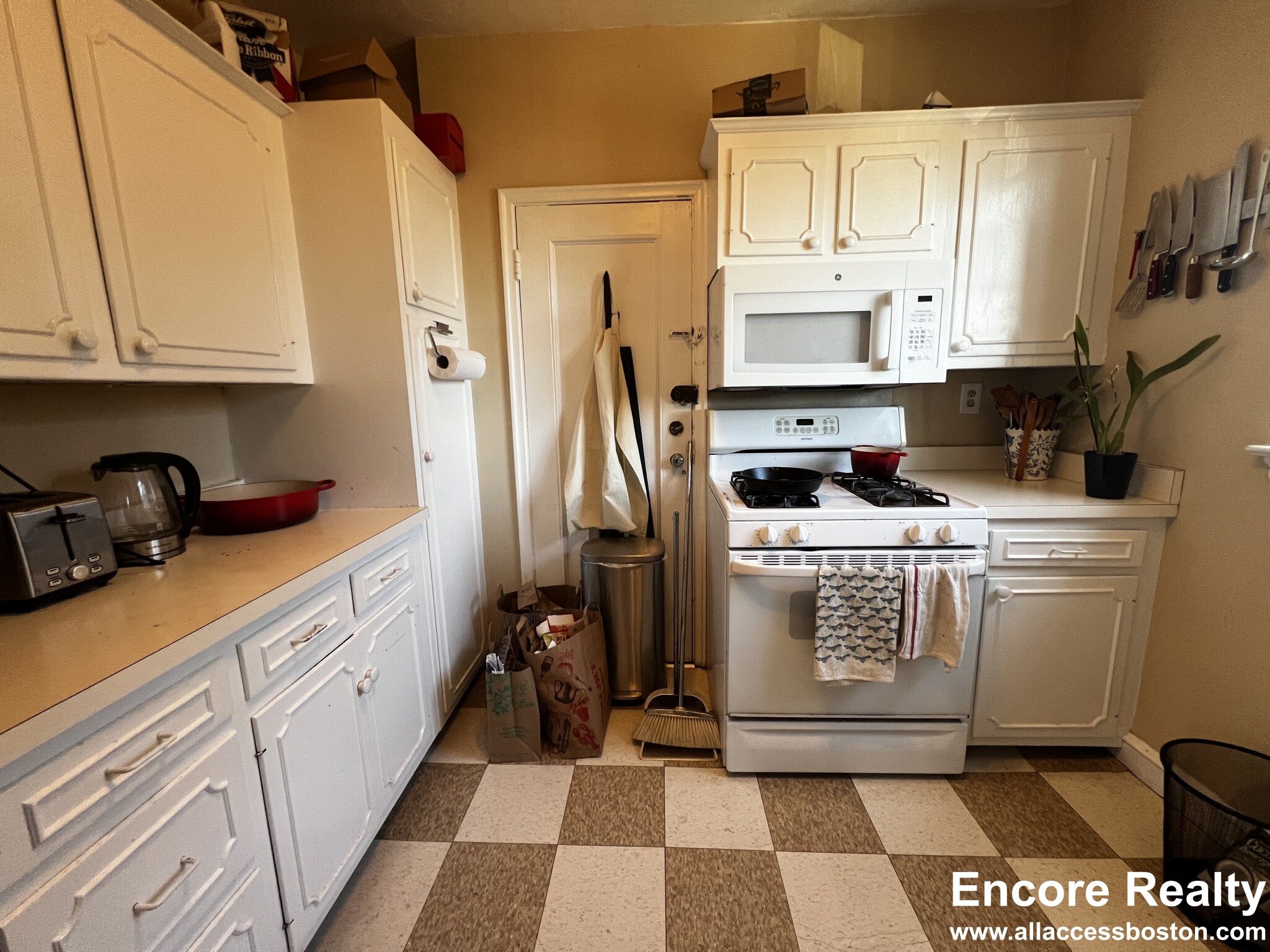 95 Longwood Ave, Coolidge Corner