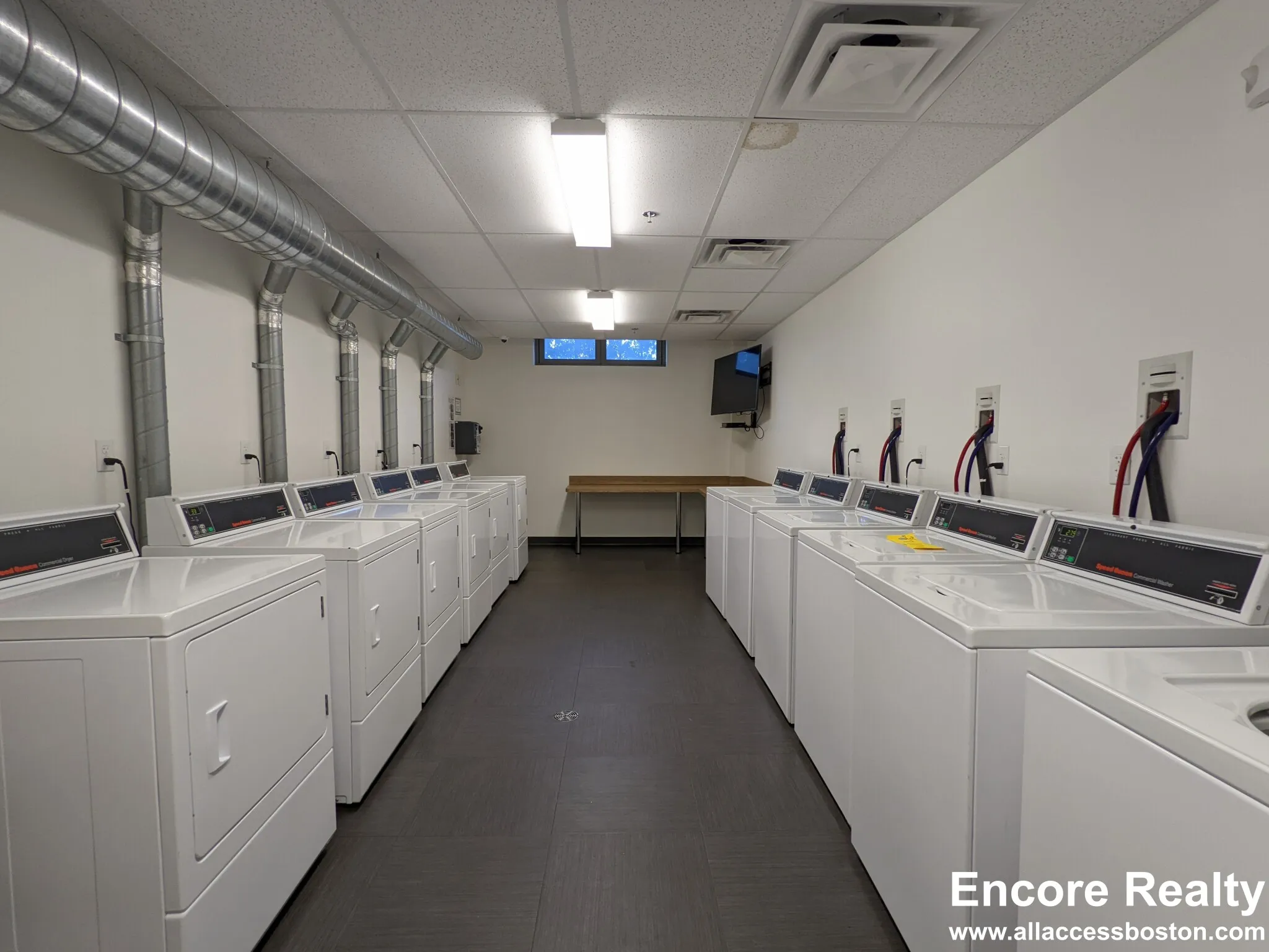 40 Malvern St, Allston