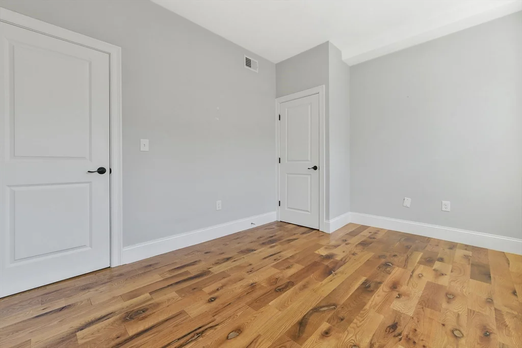 70 West Eagle St, East Boston