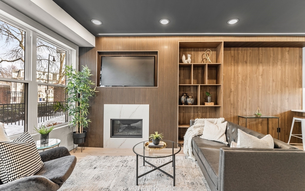 1 Cedar St, North Cambridge