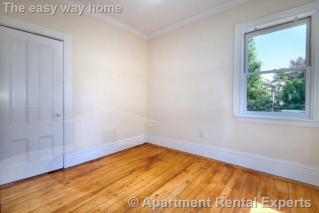 5 Stanford Ter, Porter Square