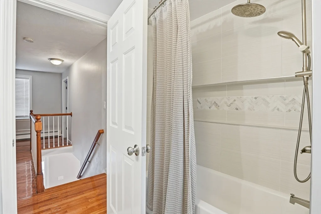 42 Catalpa Cir, Worcester