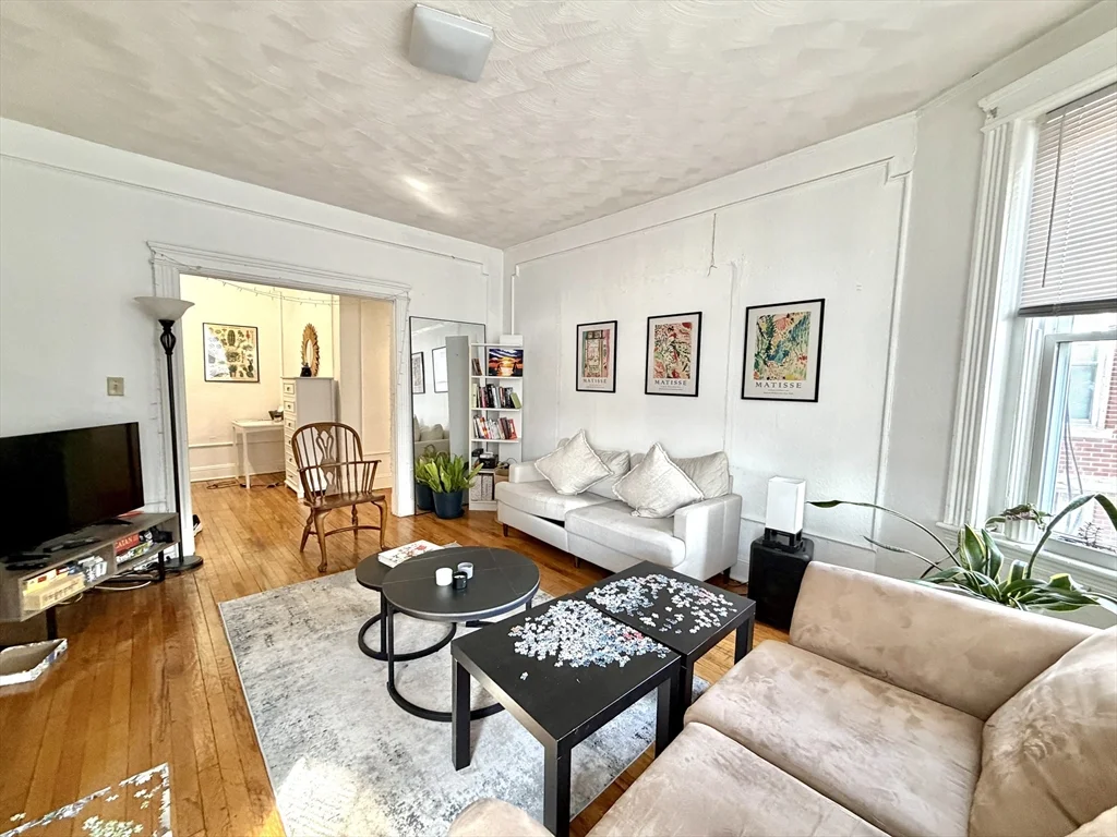 7 Devotion St, Coolidge Corner