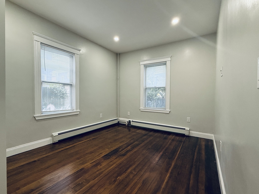 46 Floyd St, Dorchester