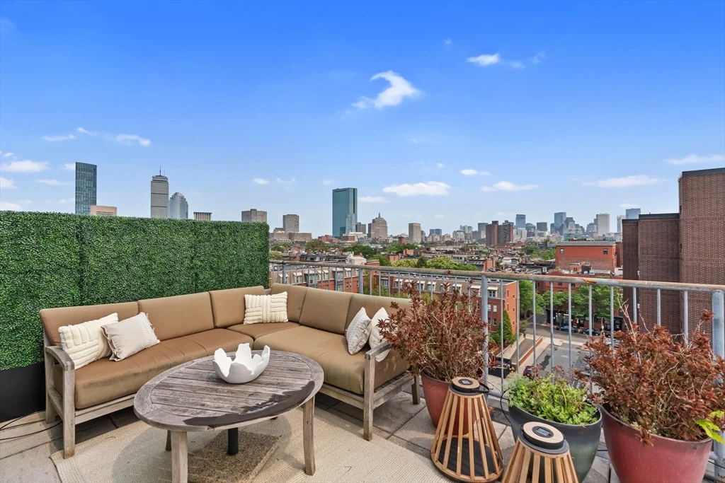 1721 Washington St, South End