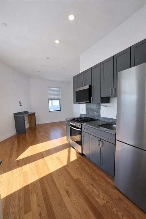 52 Washington Ave, Chelsea