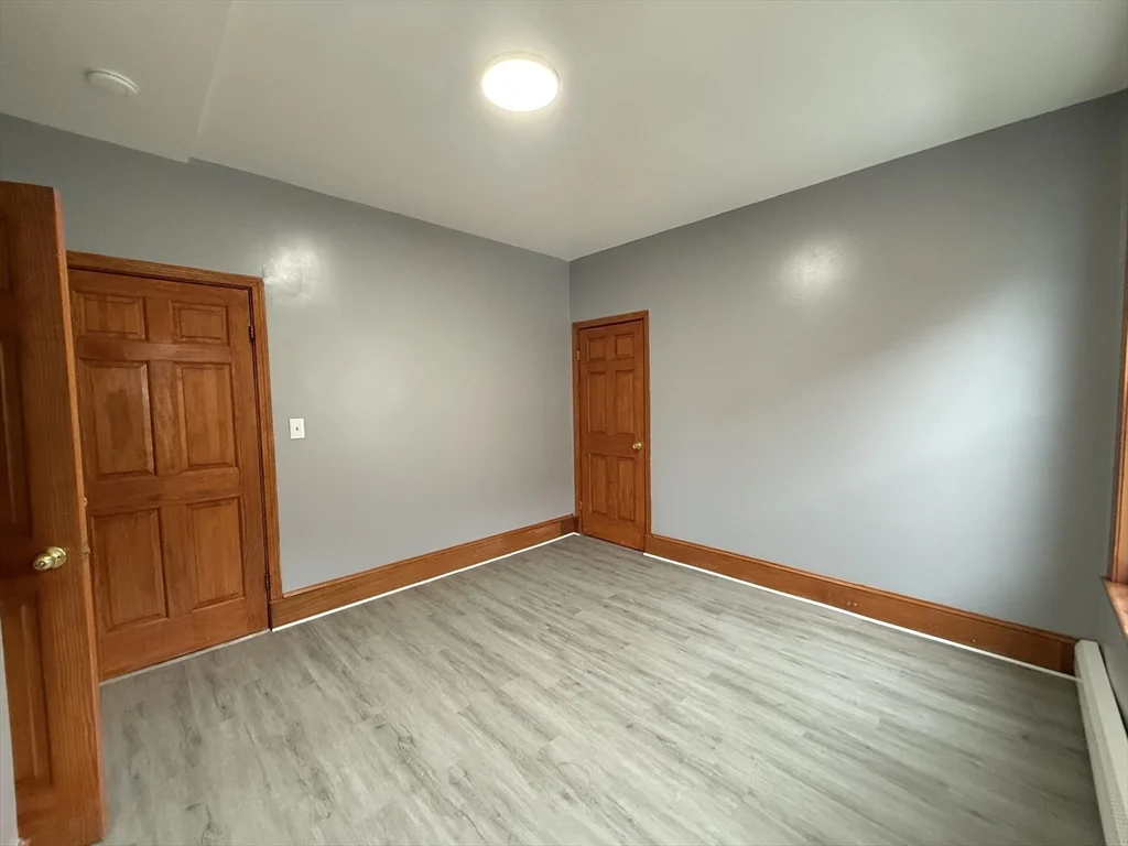 2A Marshfield St, Roxbury