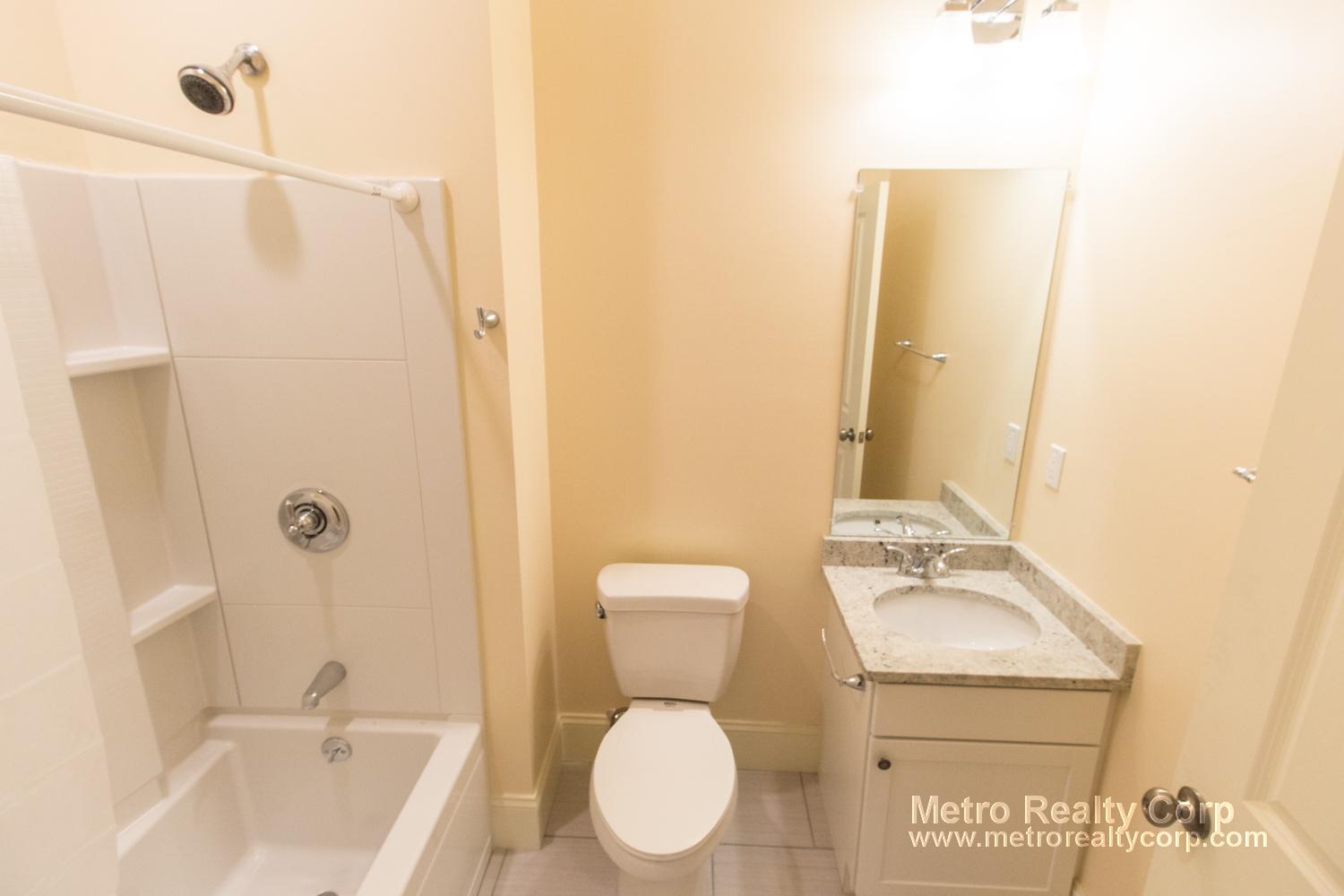 5165 Washington St, West Roxbury