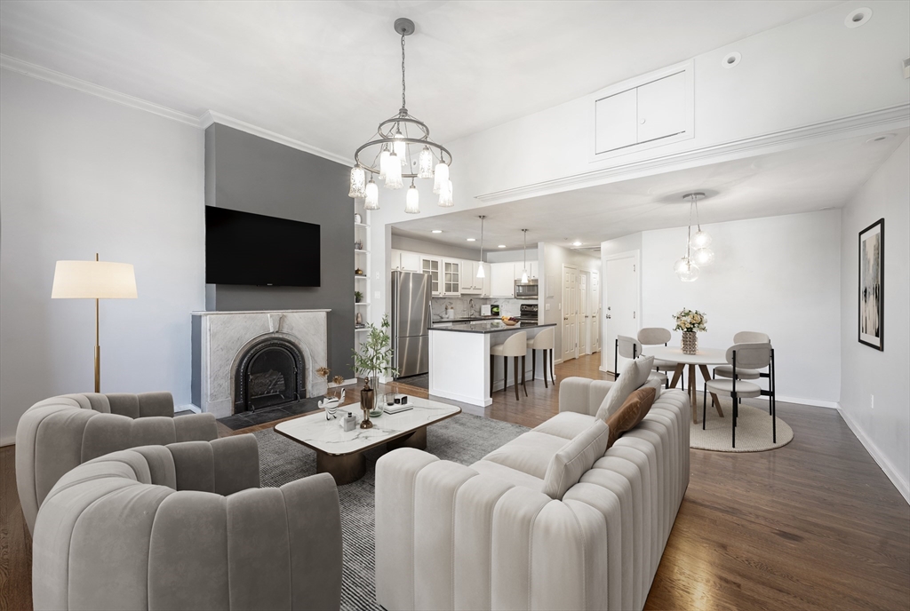 109 Beacon St, Back Bay