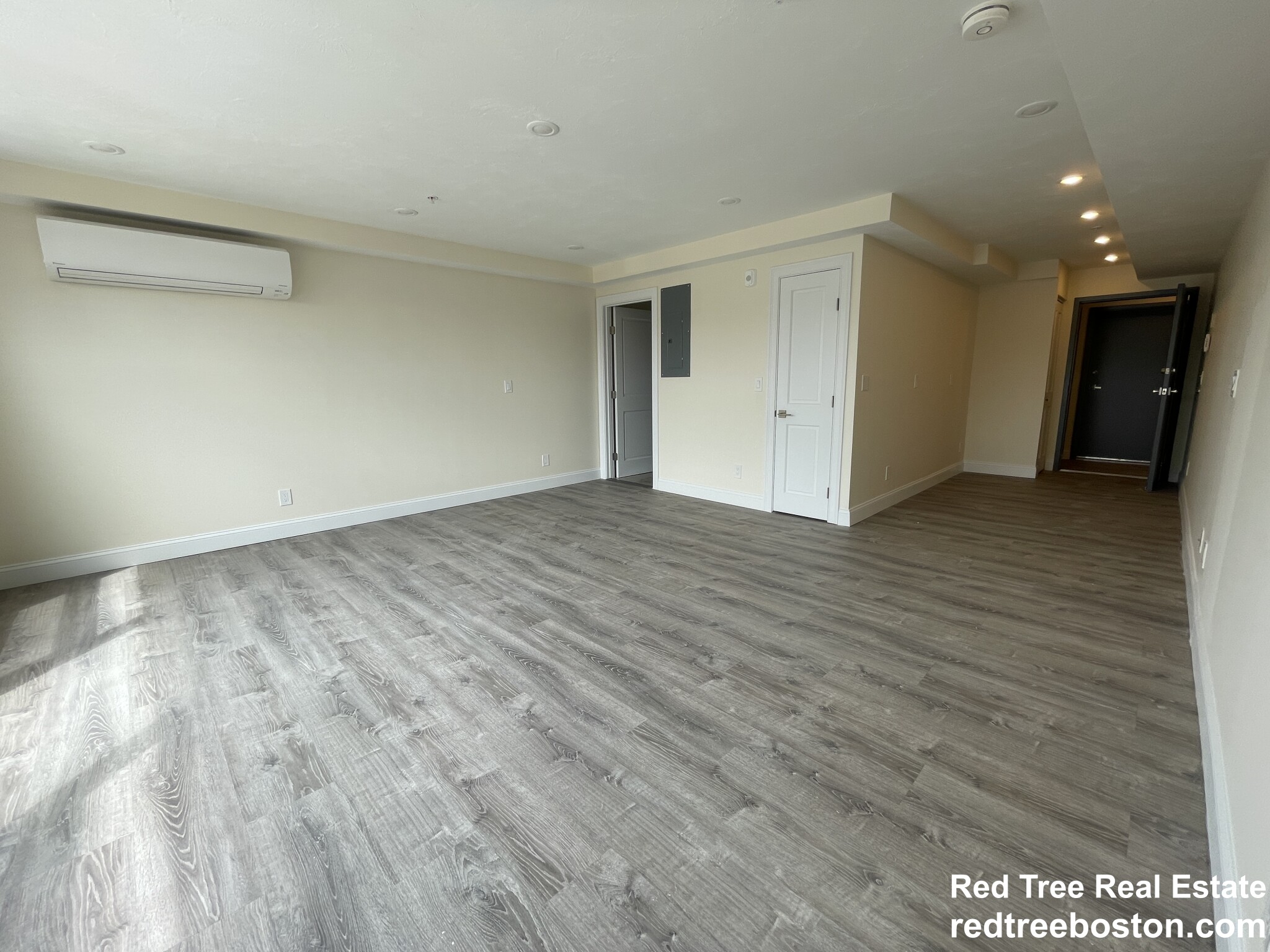 1028 Commonwealth Ave, Boston