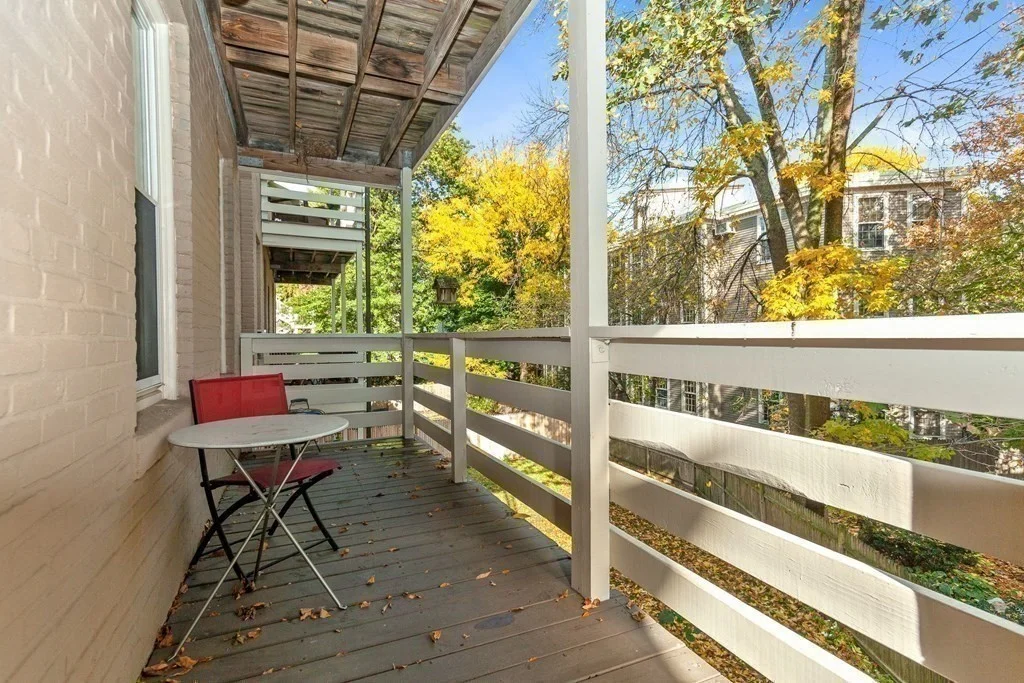 268 Windsor, The Port