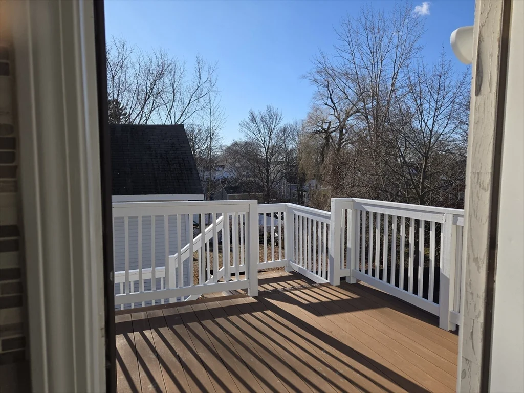 3 Pearl St, Stoneham