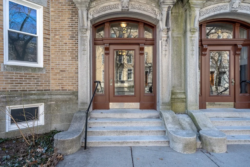 2 Euston St, Coolidge Corner