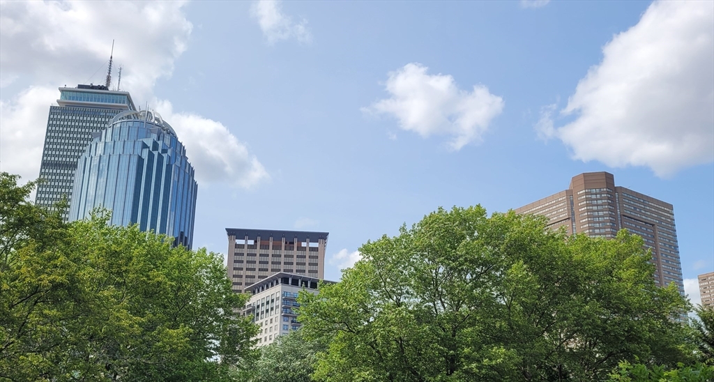 211 W Newton St, South End