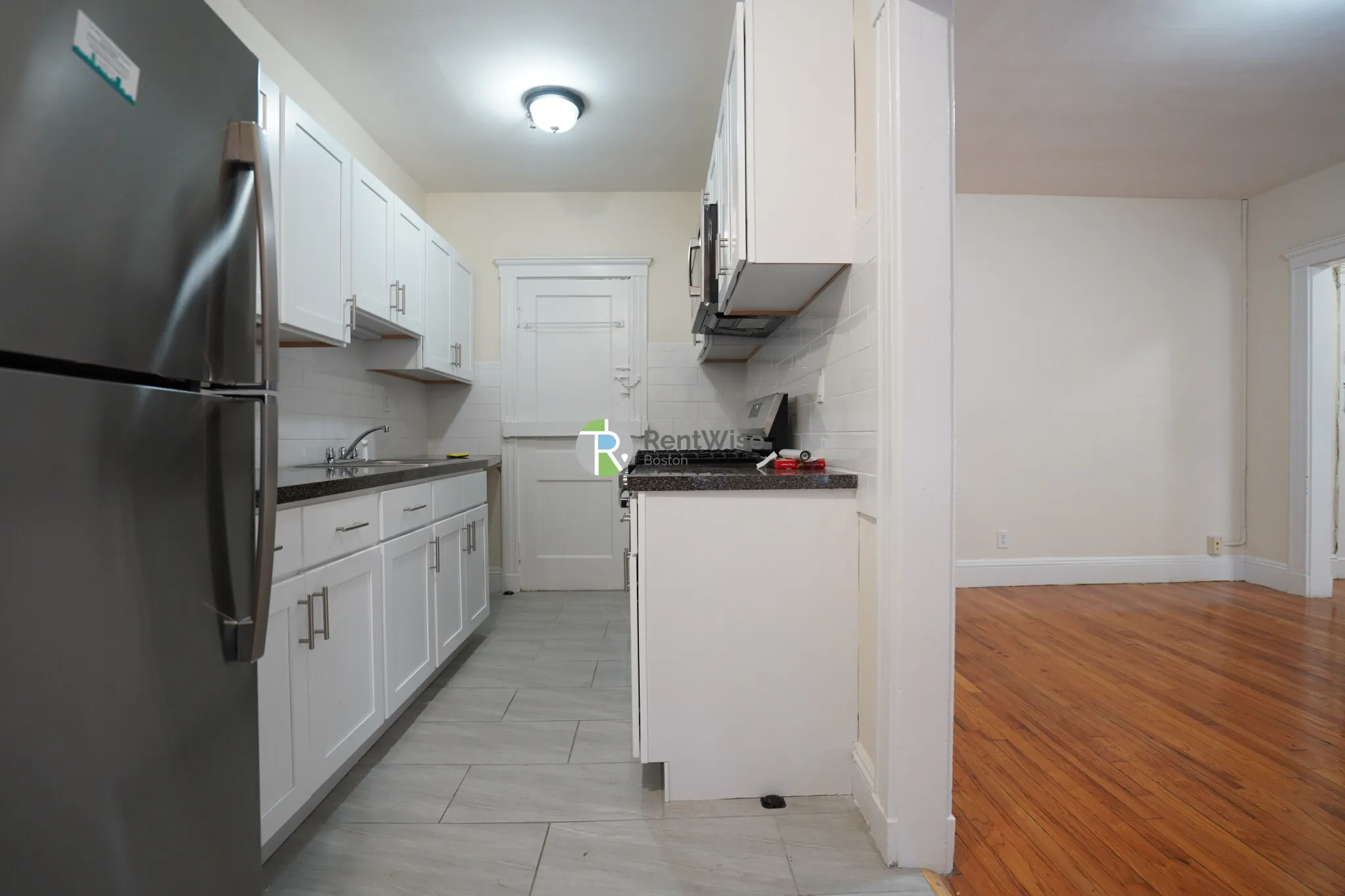 131 Washington St, Brighton