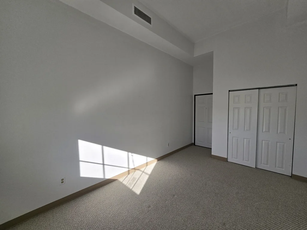 130 Beach St, Quincy