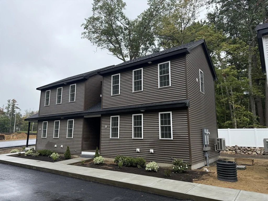 480 Wareham St, Middleboro