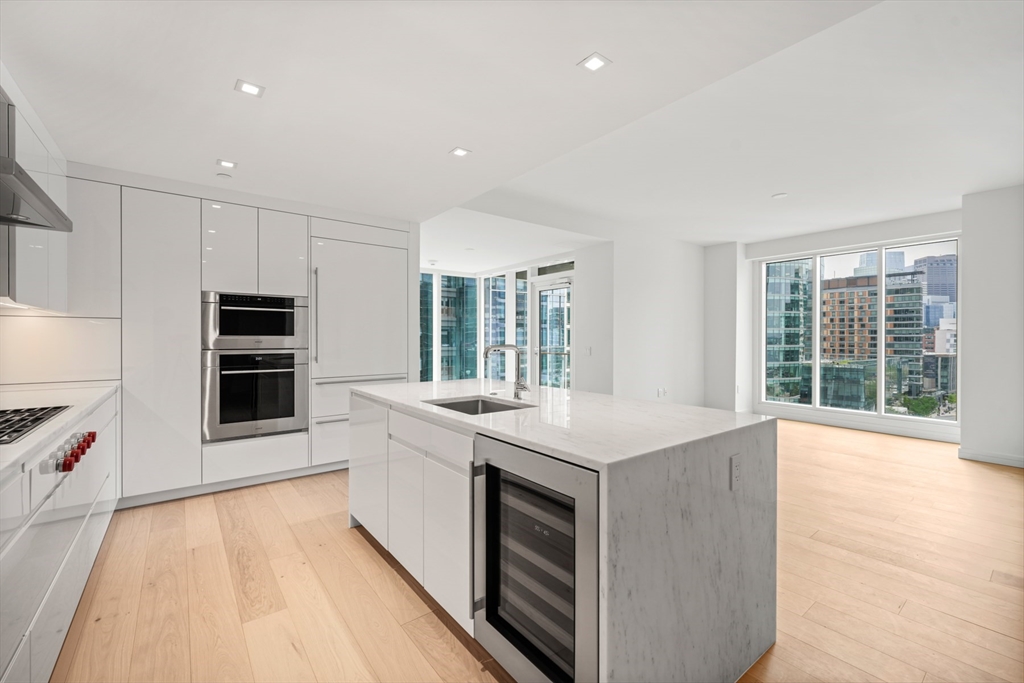 150 Seaport Blvd, Seaport District