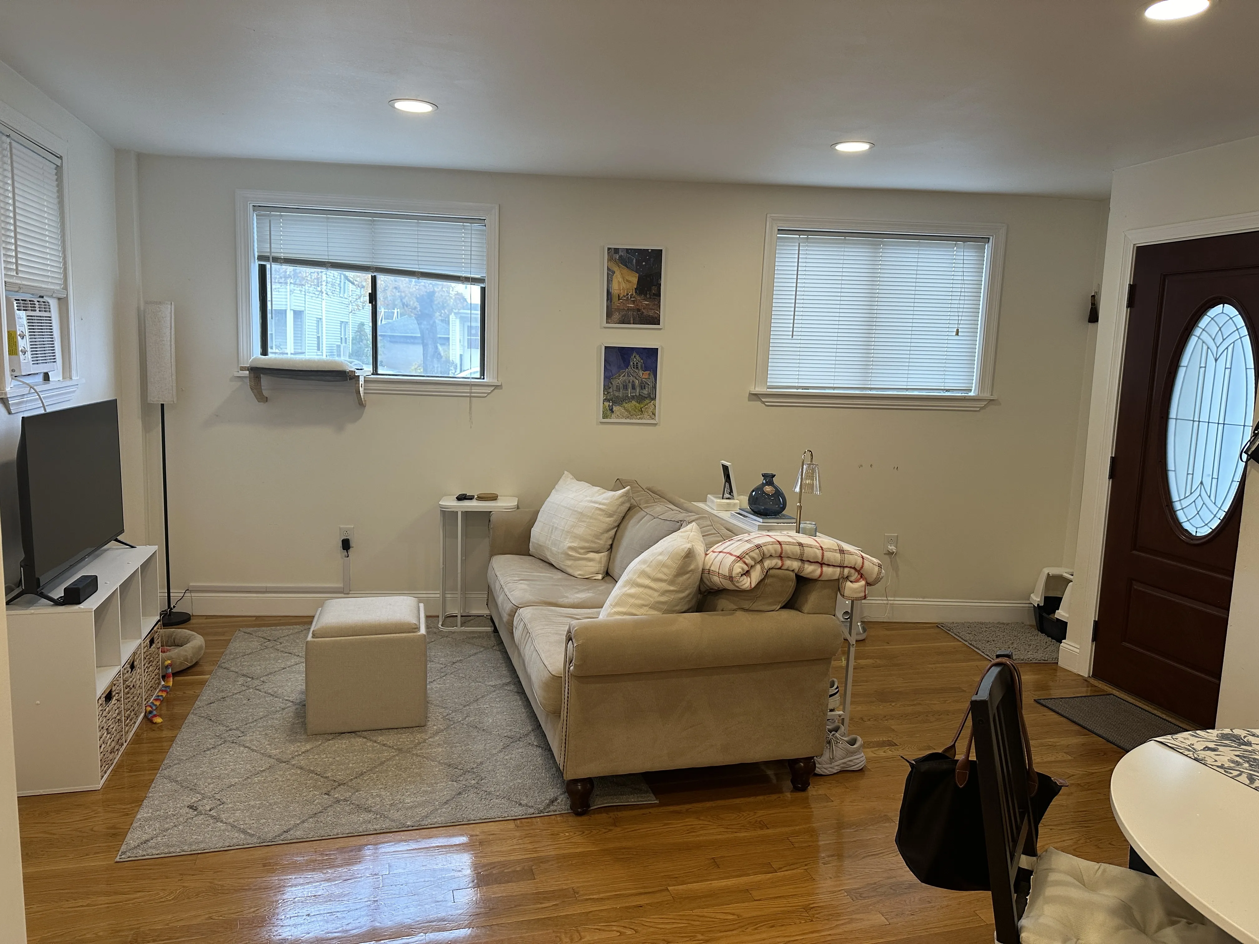 2574 Massachusetts Ave, North Cambridge
