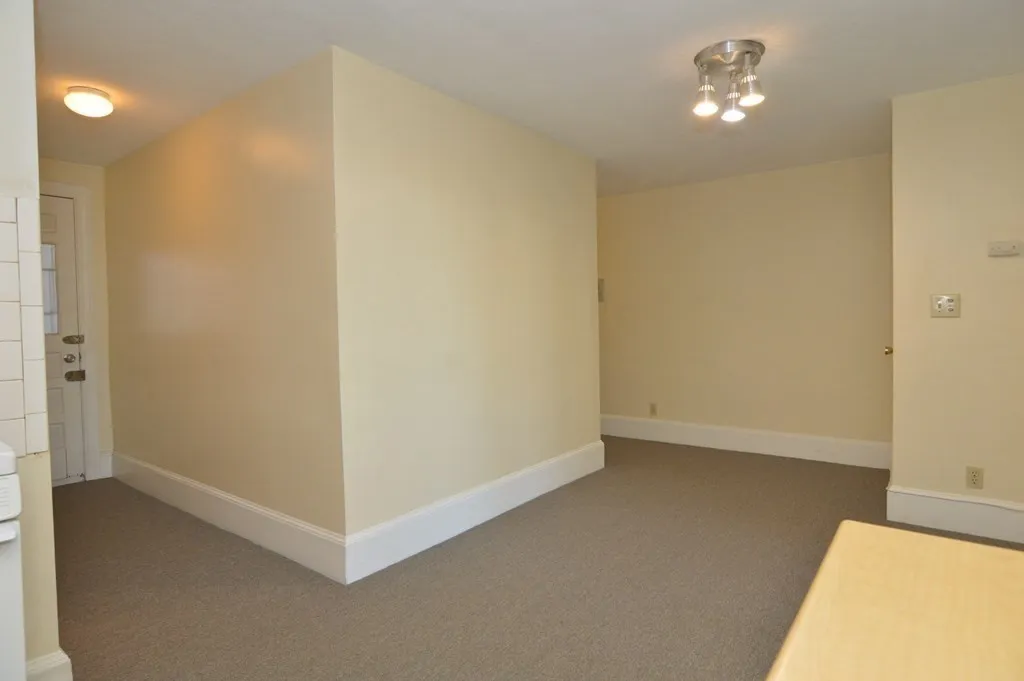 178 Brighton Ave, Allston