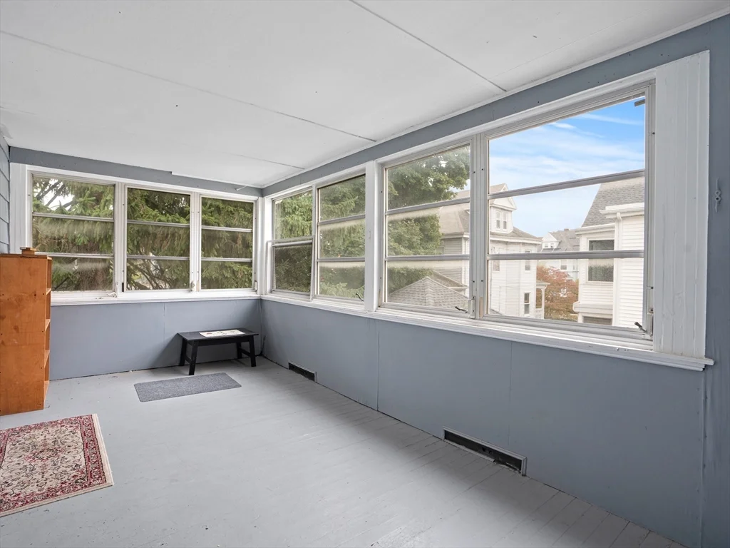 124 Sheridan Ave, Medford Hillside