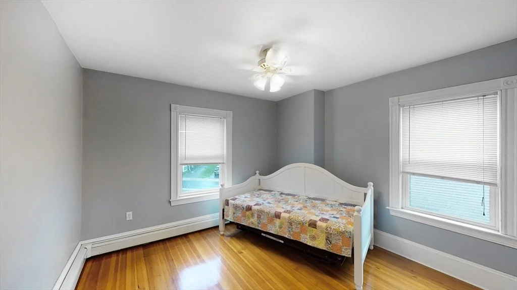 271 River Rd, Winthrop