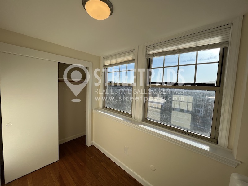 1315 Commonwealth Ave, Allston