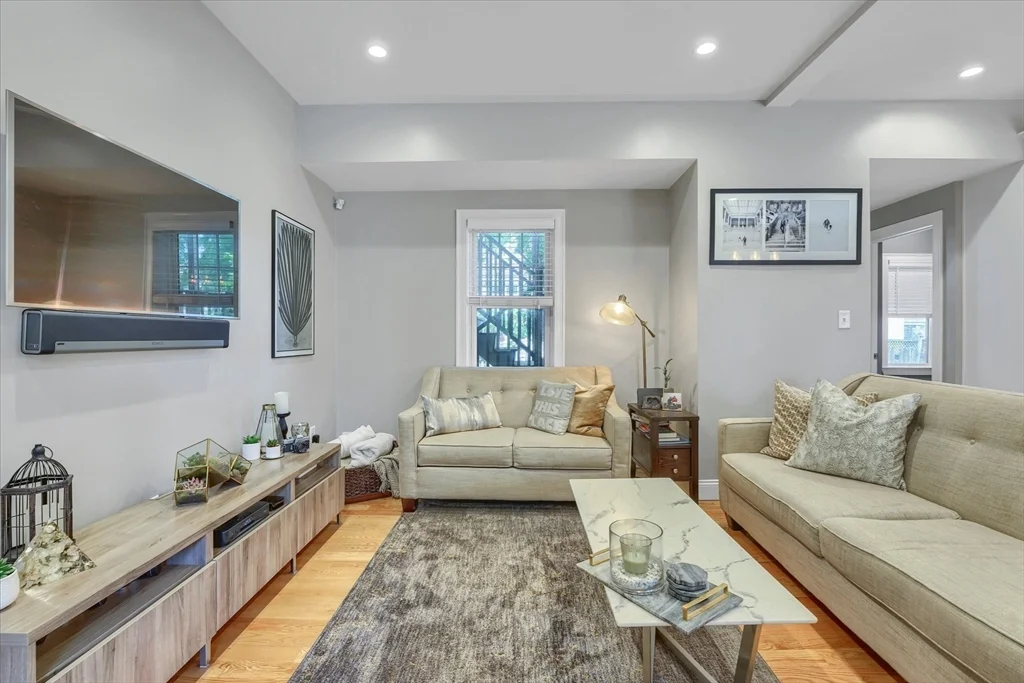 46 Port Norfolk St, Dorchester
