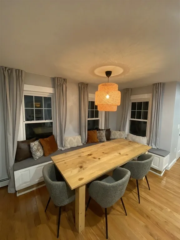 656 Grove St, Worcester