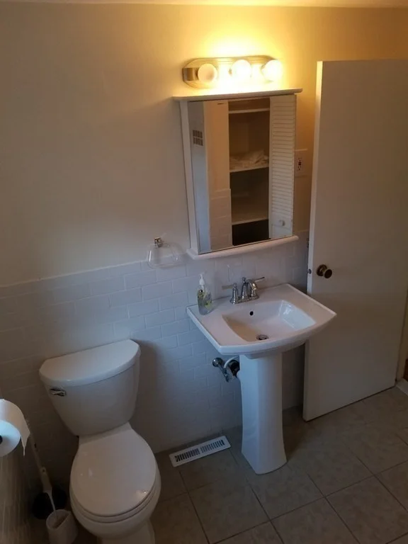 169 Lake Shore, Brighton