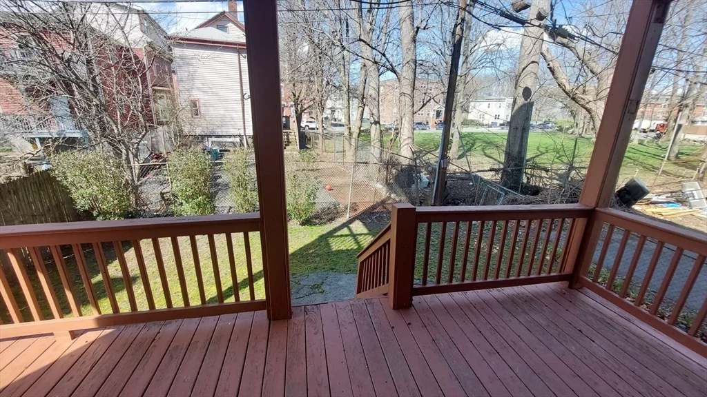 35 Catawba St, Roxbury