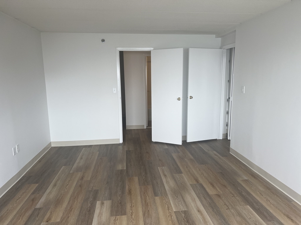 1 Pond St Fort Heath, Winthrop