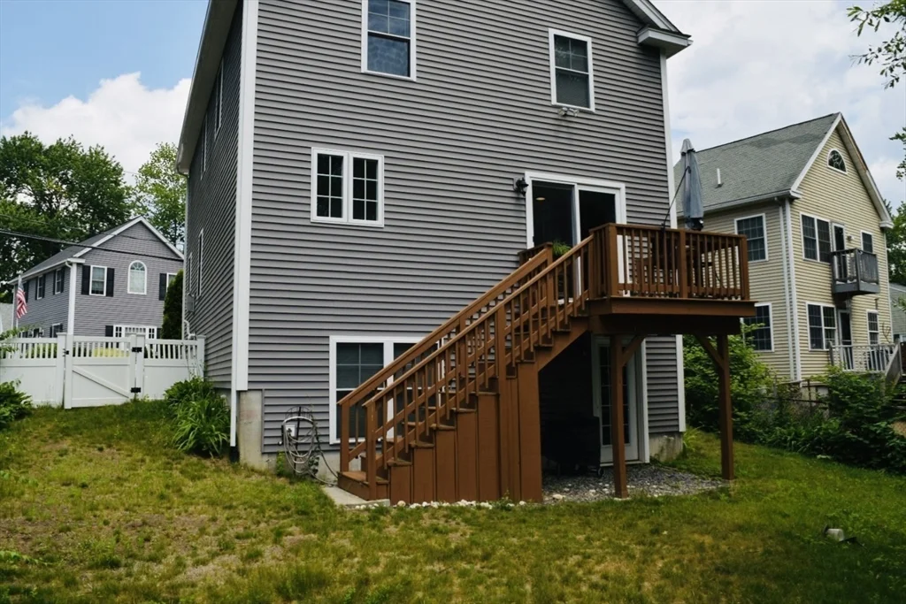 142 Grove Ave, Wilmington