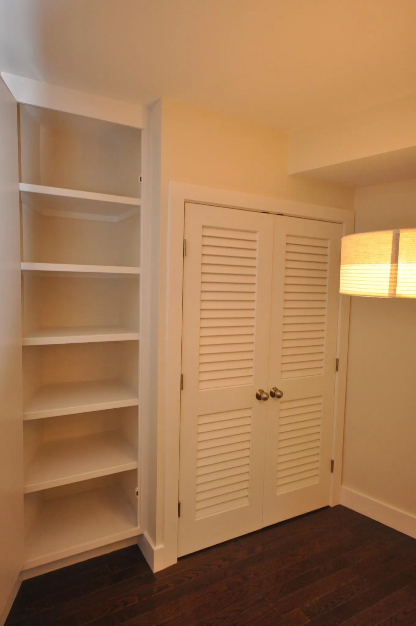 20 Sussex St, Roxbury