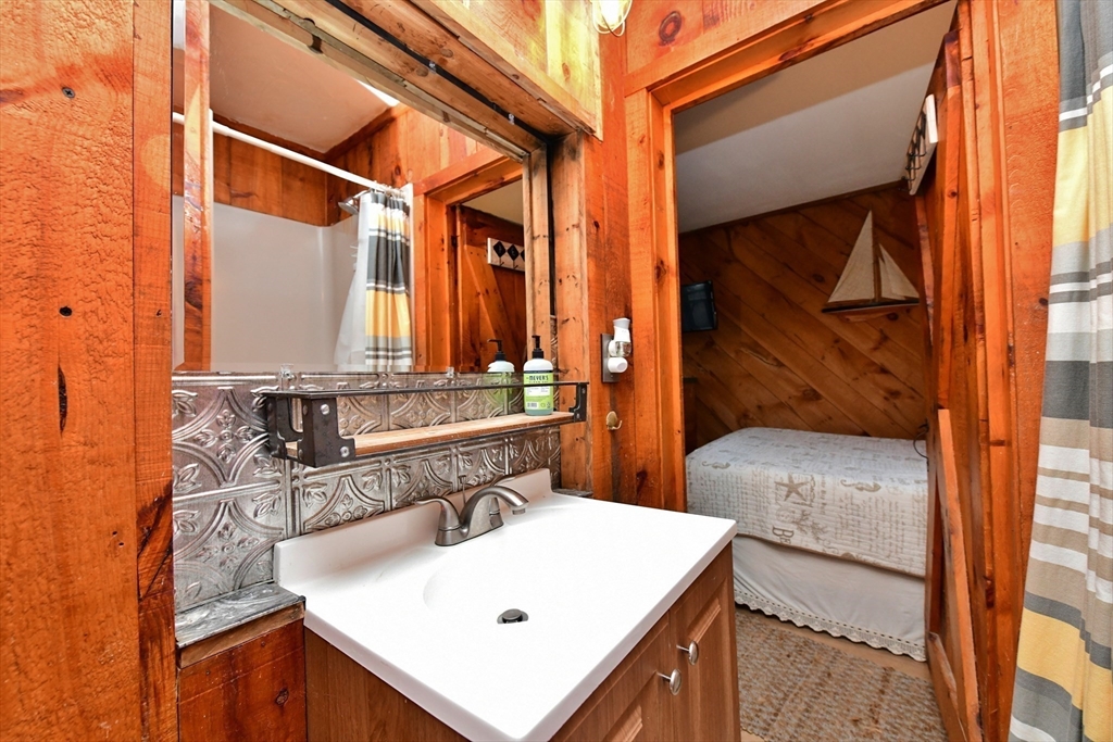 197 N Shore Blvd, East Sandwich