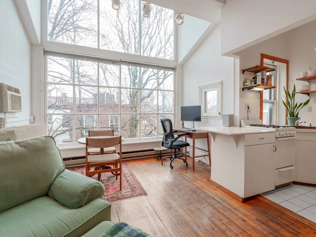 31 Pinckney, Beacon Hill