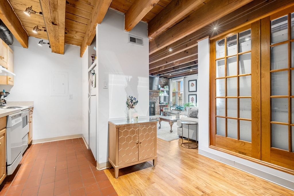 130 Fulton St, Waterfront