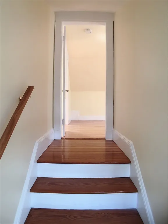 31 Gilbert Rd, Belmont