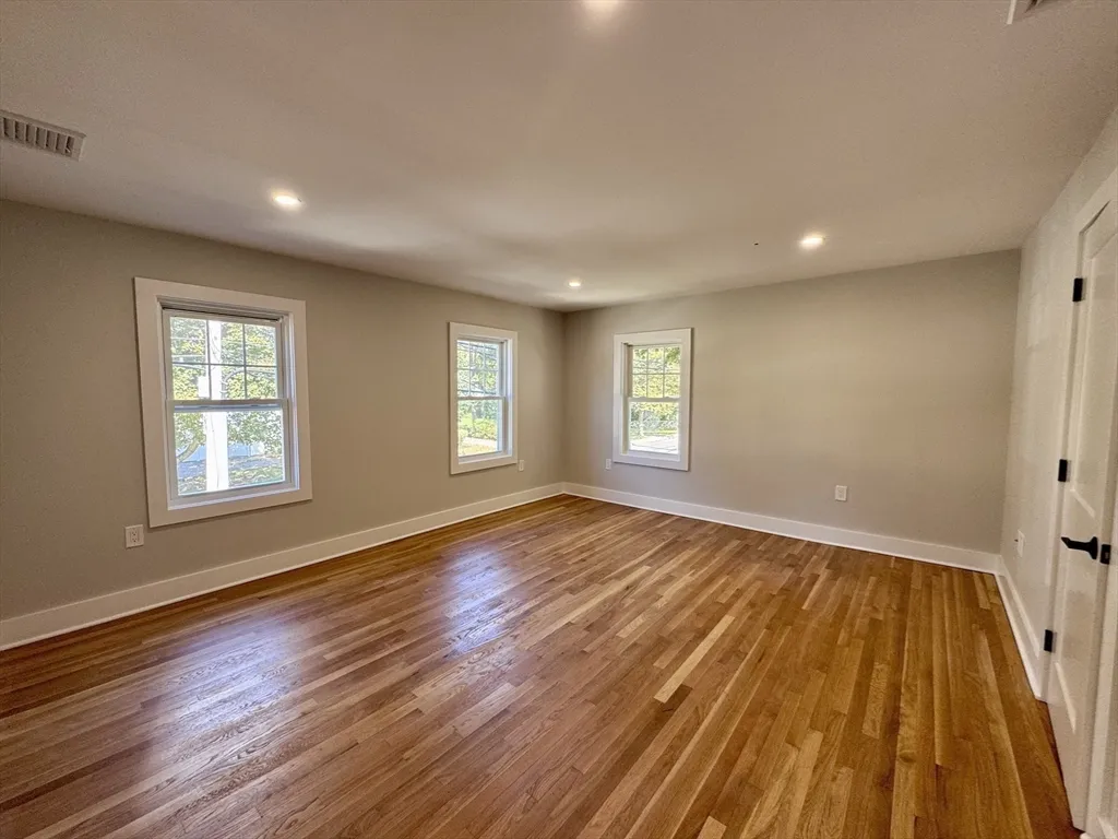 57 Salem St, Reading