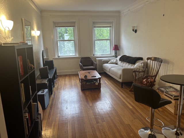 53 Manchester Rd, North Brookline