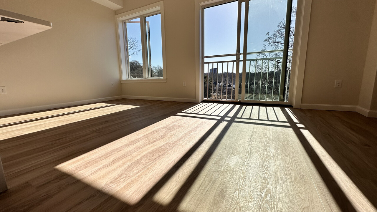 458 Washington St, Brighton