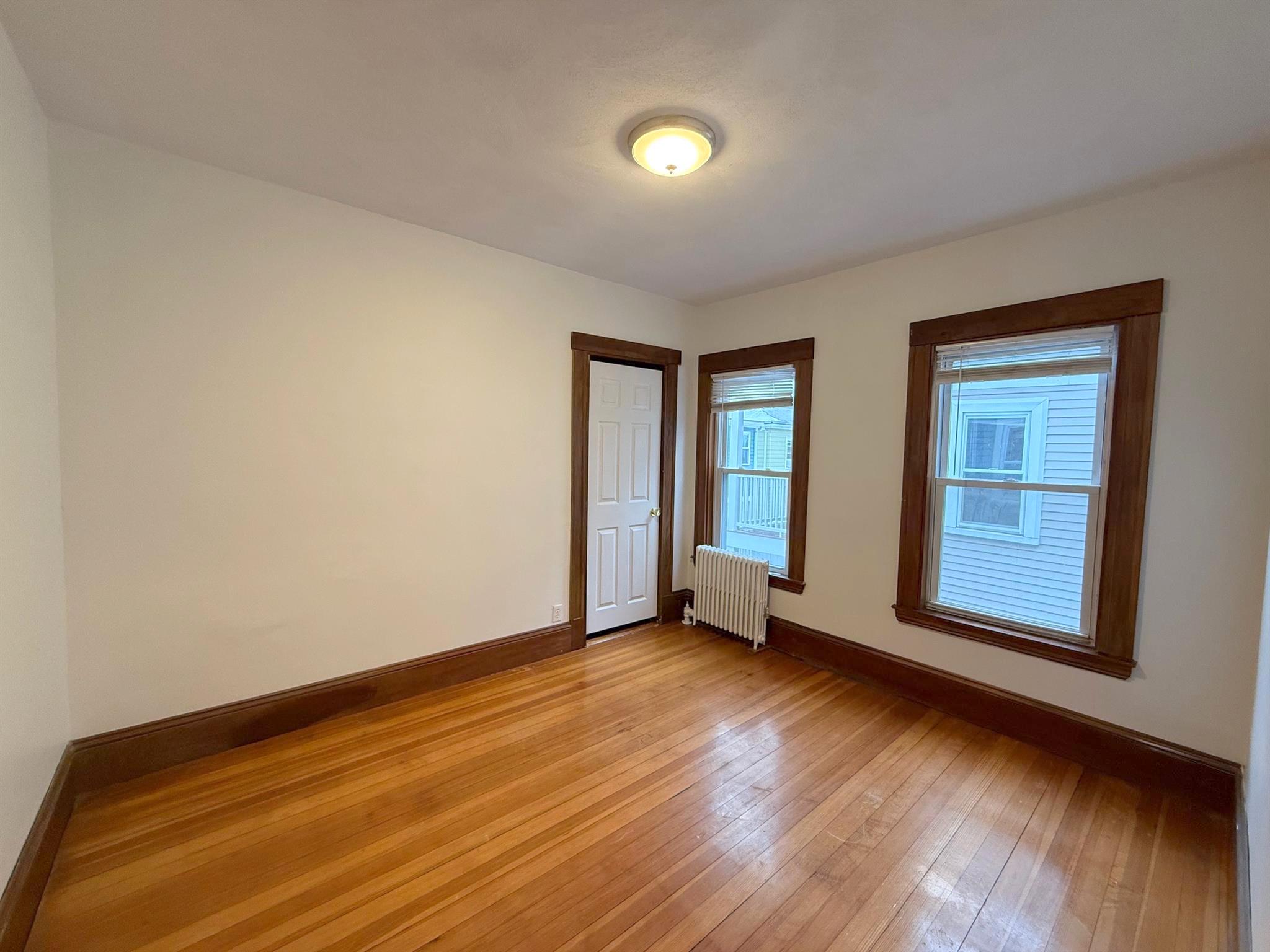 50 Simpson Ave, Tufts